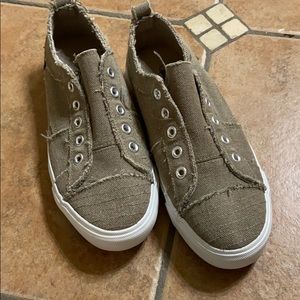 Brand New tan Corkys slip on sneakers